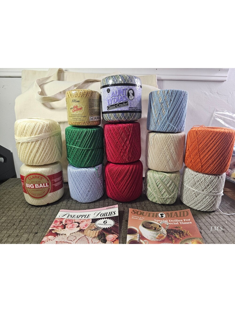 Crochet thread and doily pattern book lot